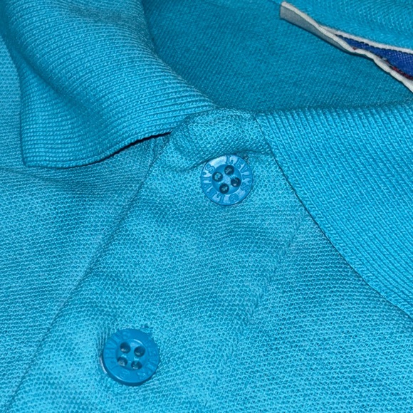 Vintage 1980s Levi's Men's Polo in a classic blue. Large. - Picture 5 of 7